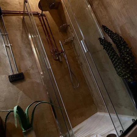 Auberge de jeunesse & 7 *