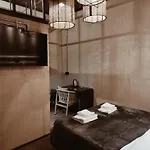 & 7 Auberge de jeunesse