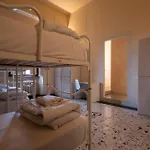 Auberge de jeunesse & 7