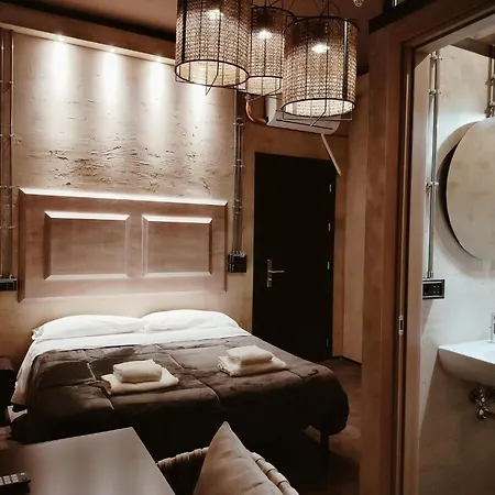 Hostal & 7 *
