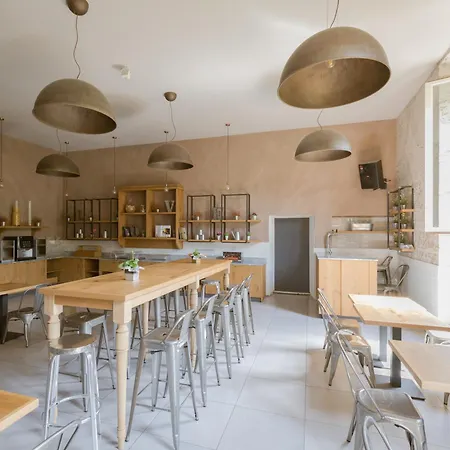 & 7 Hostal Florencia